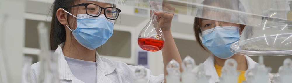 康正药业：消/健/械字号多资质转换，支持**衍生品开发